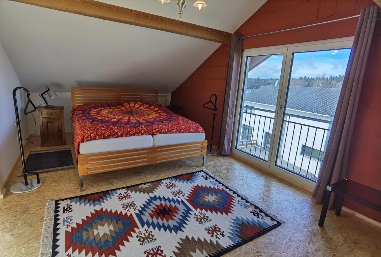 Haus Waldeck Apartment อูลิงเกน-เบียร์เคนดอร์ฟ ภายนอก รูปภาพ